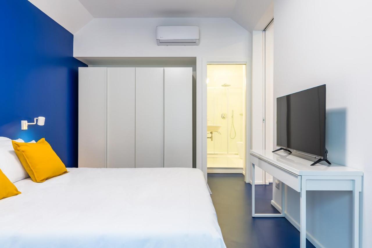 Piazza Municipio Apartments By Wonderful Italy 那不勒斯 外观 照片