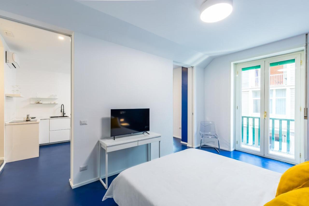 Piazza Municipio Apartments By Wonderful Italy 那不勒斯 外观 照片