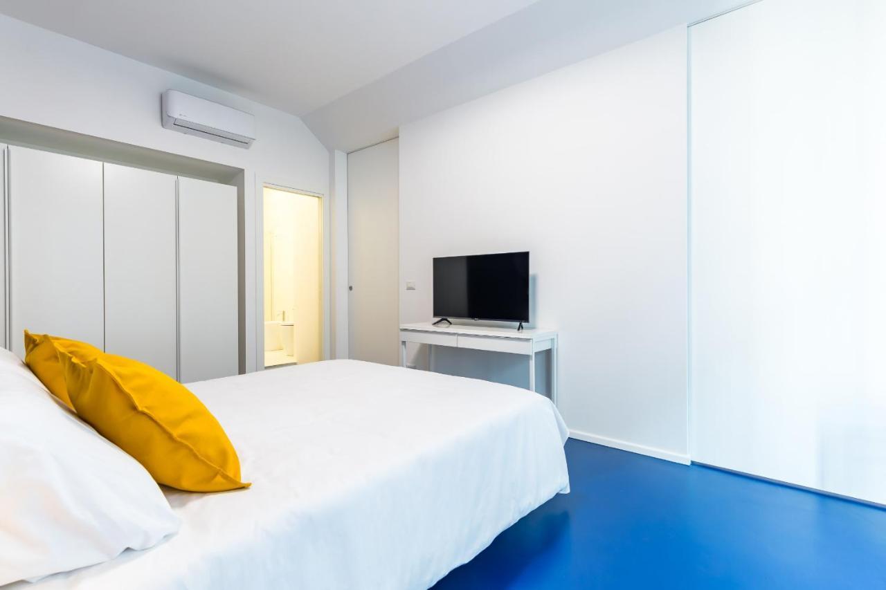 Piazza Municipio Apartments By Wonderful Italy 那不勒斯 外观 照片