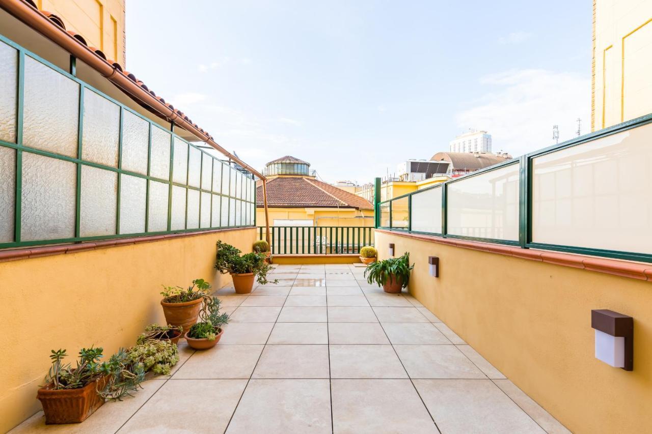 Piazza Municipio Apartments By Wonderful Italy 那不勒斯 外观 照片